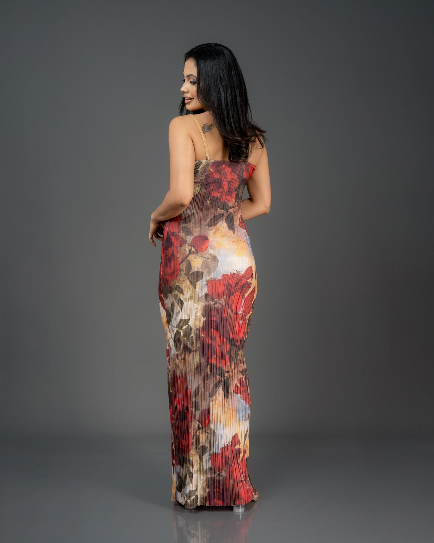 Floral Printed Plisse Strappy Maxi Dress - Image 3